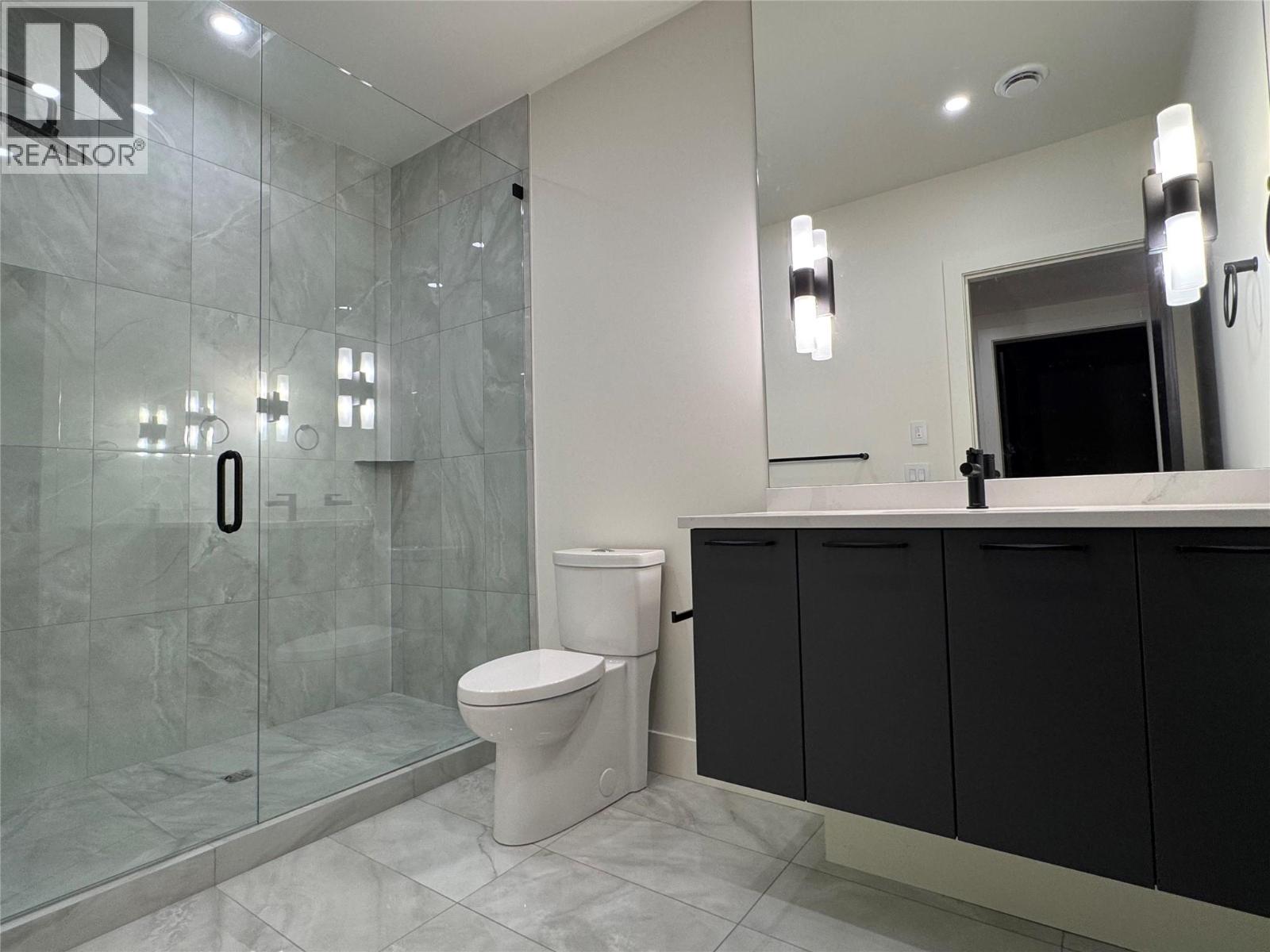  5533 Foothill Court, Kelowna