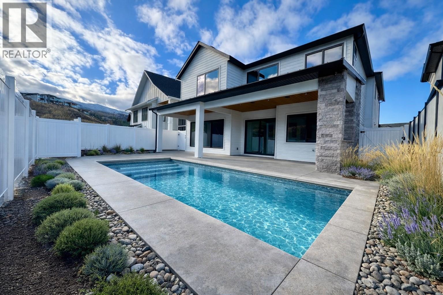  5533 Foothill Court, Kelowna