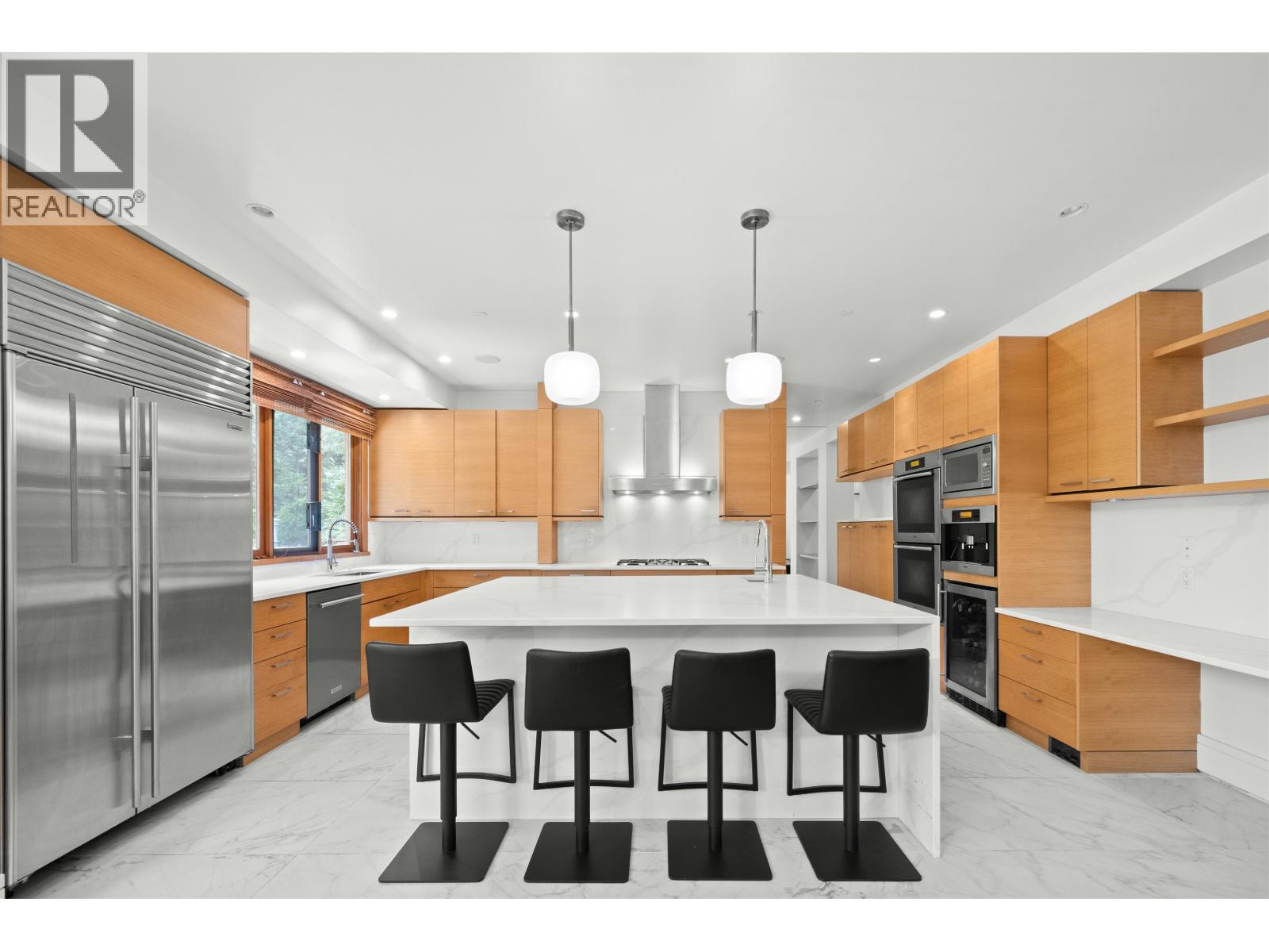 510 EASTCOT ROAD, West Vancouver