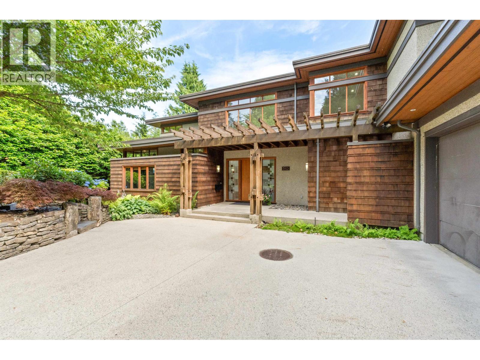 510 EASTCOT ROAD, West Vancouver