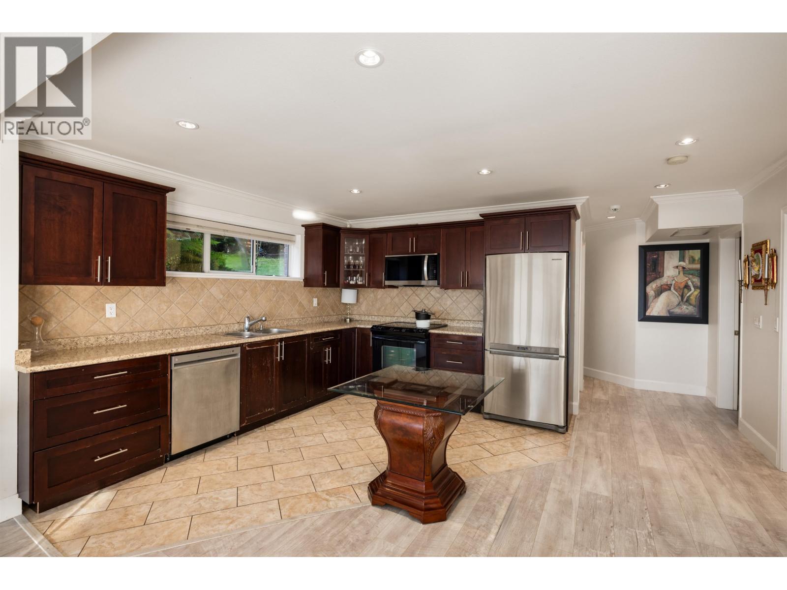 2198 ROSEBERY AVENUE, West Vancouver