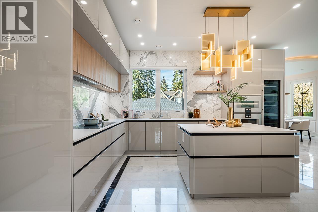 1203 W 38TH AVENUE, Vancouver