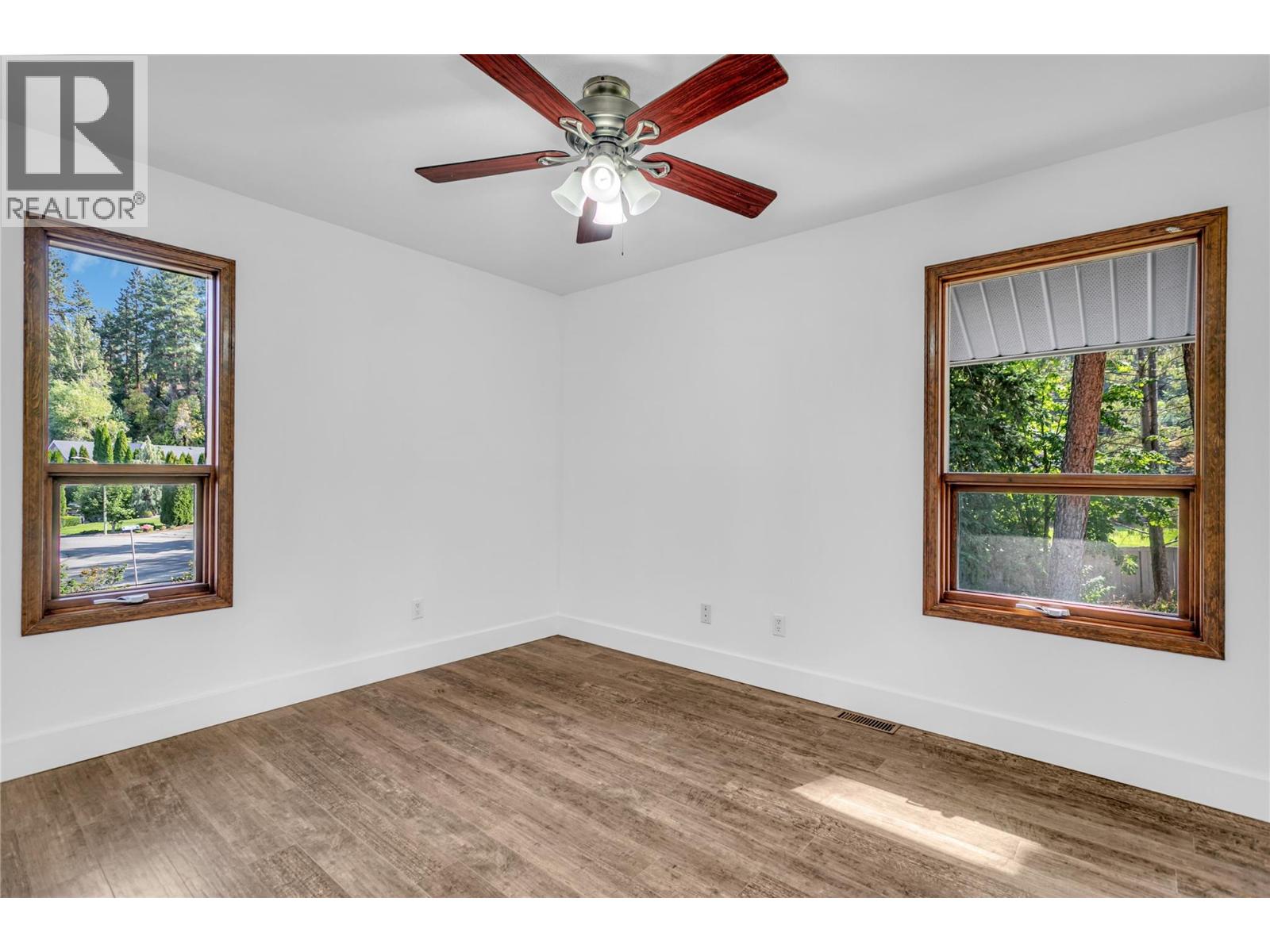  2605 Alberta Court, Kelowna