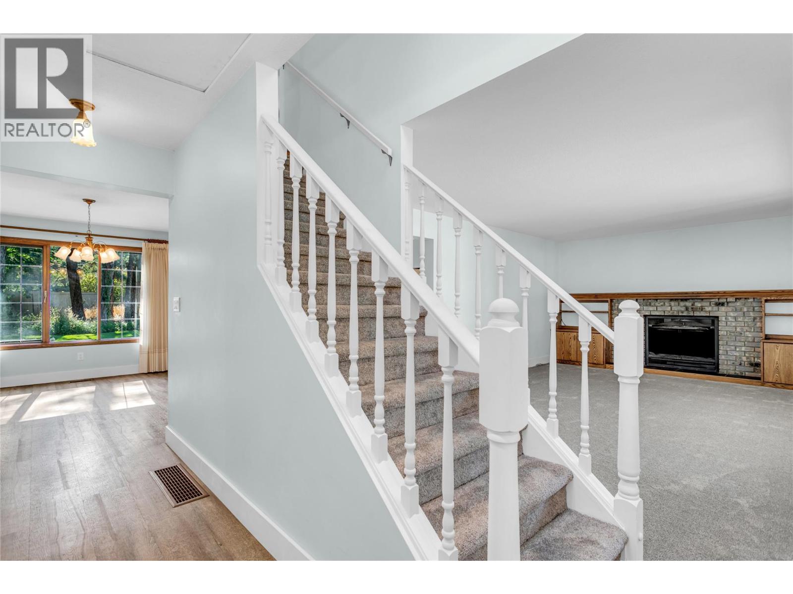  2605 Alberta Court, Kelowna