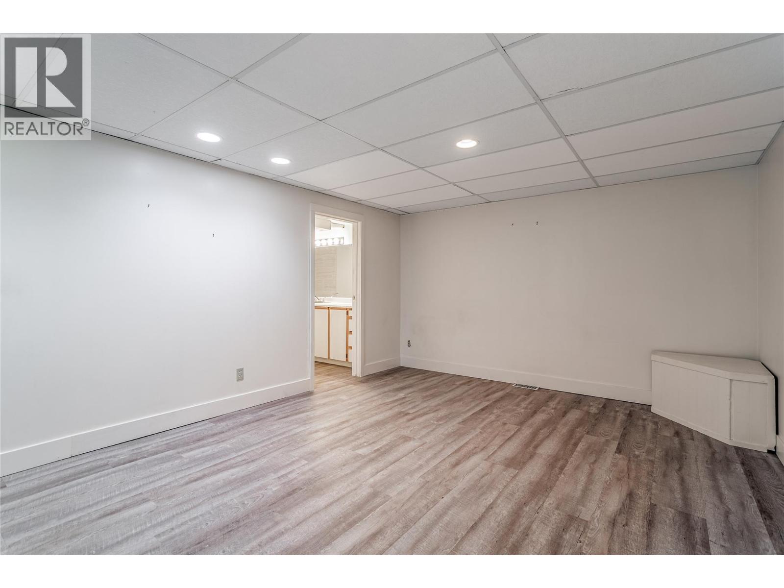  2605 Alberta Court, Kelowna