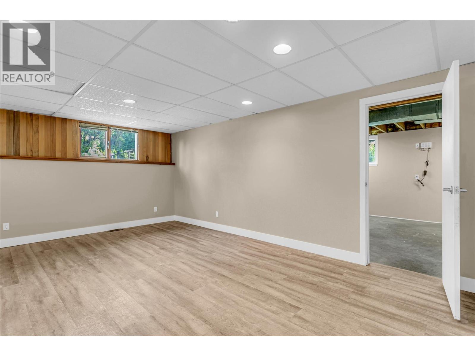  2605 Alberta Court, Kelowna