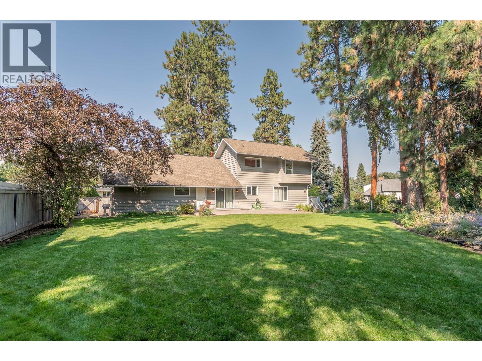  2605 Alberta Court, Kelowna