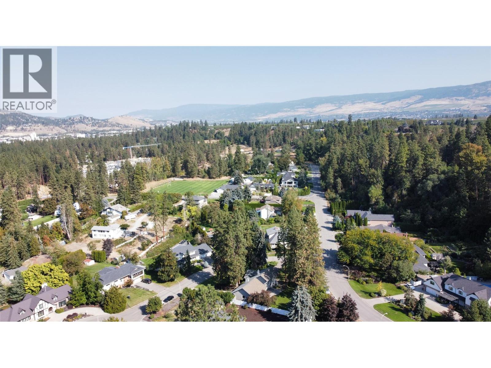  2605 Alberta Court, Kelowna