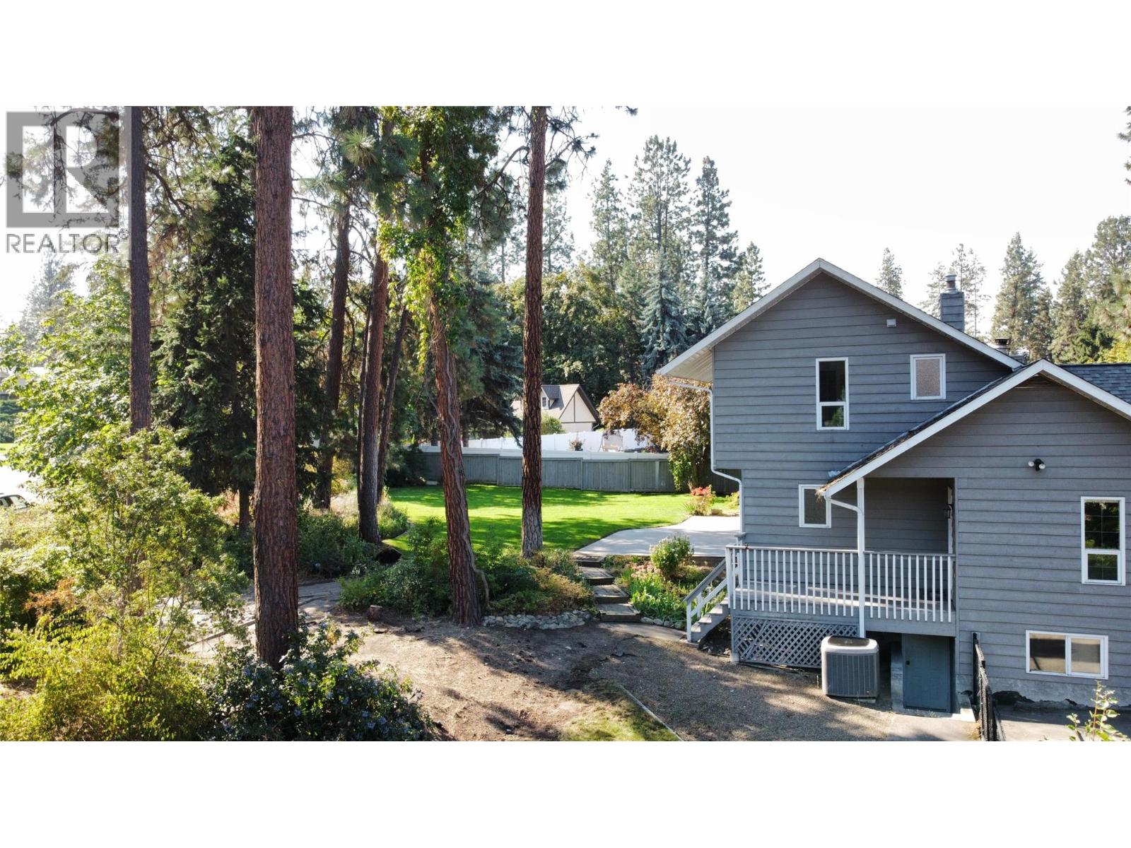  2605 Alberta Court, Kelowna