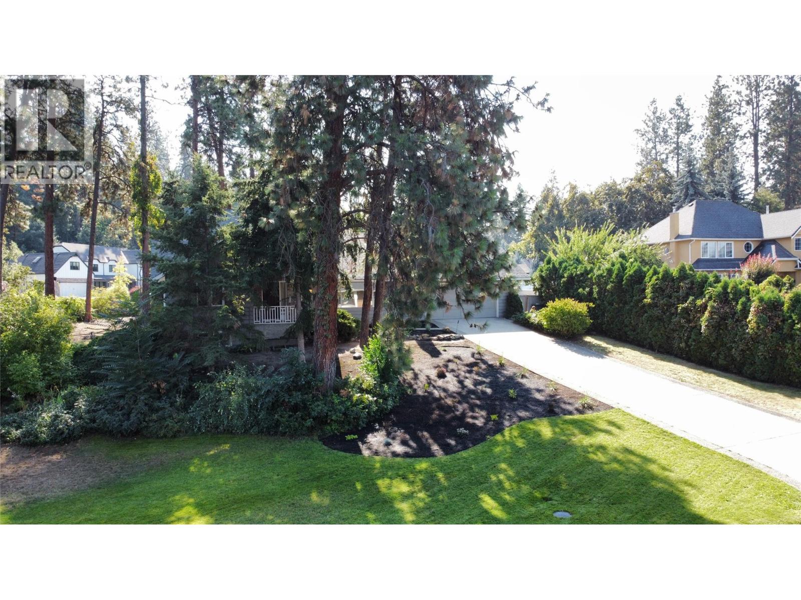  2605 Alberta Court, Kelowna