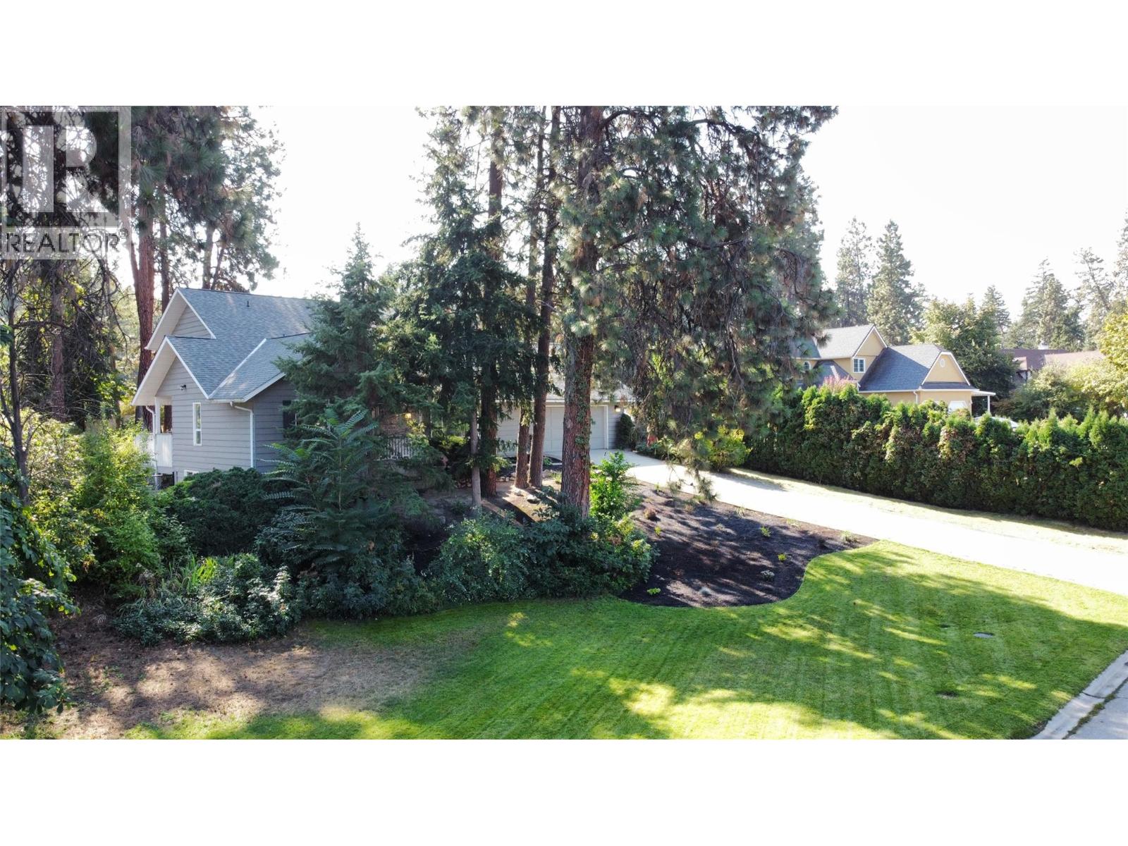  2605 Alberta Court, Kelowna