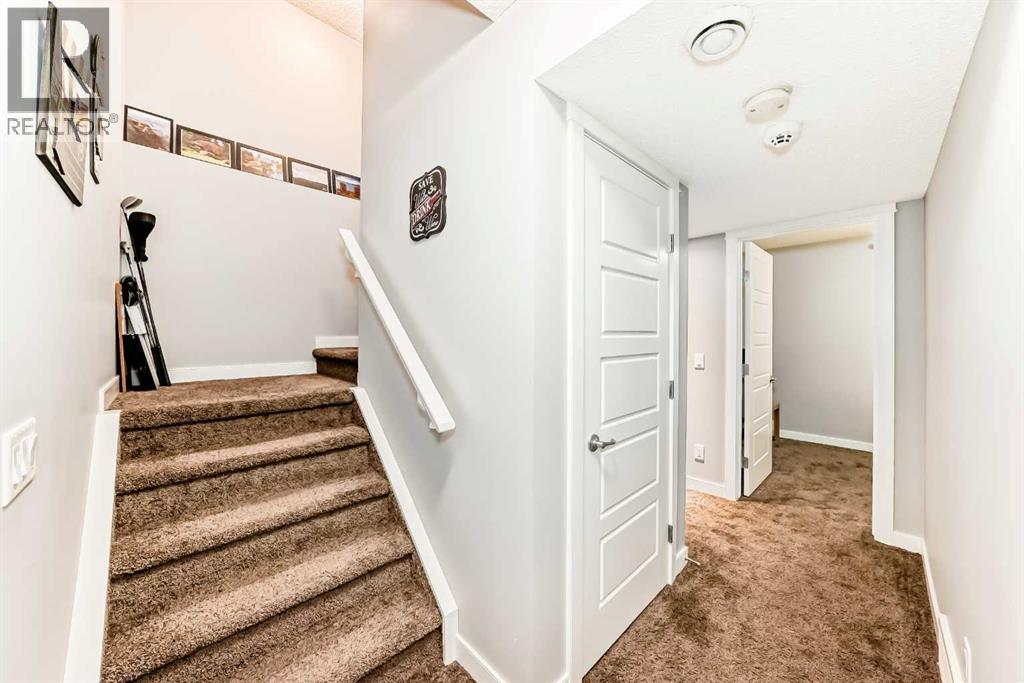 Single Family House for Sale in  Redstone Common NE Redstone Calgary 