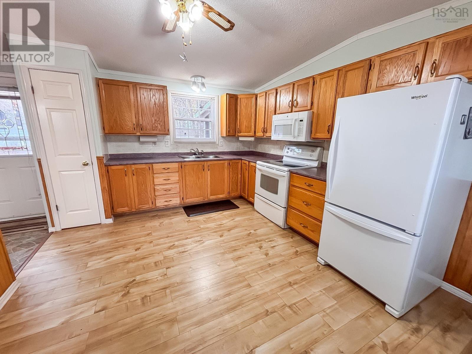 Property 14 of 29 of 263 Seasons Drive