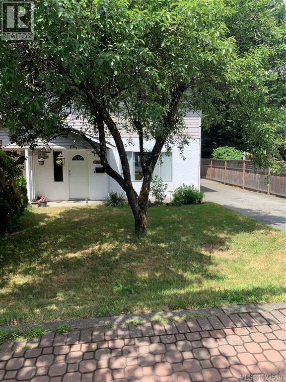 2832 Jacklin Rd, Langford