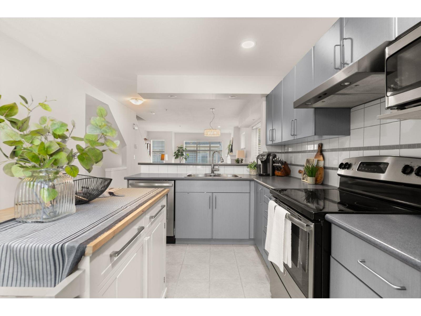 36 6450 199 STREET, Langley