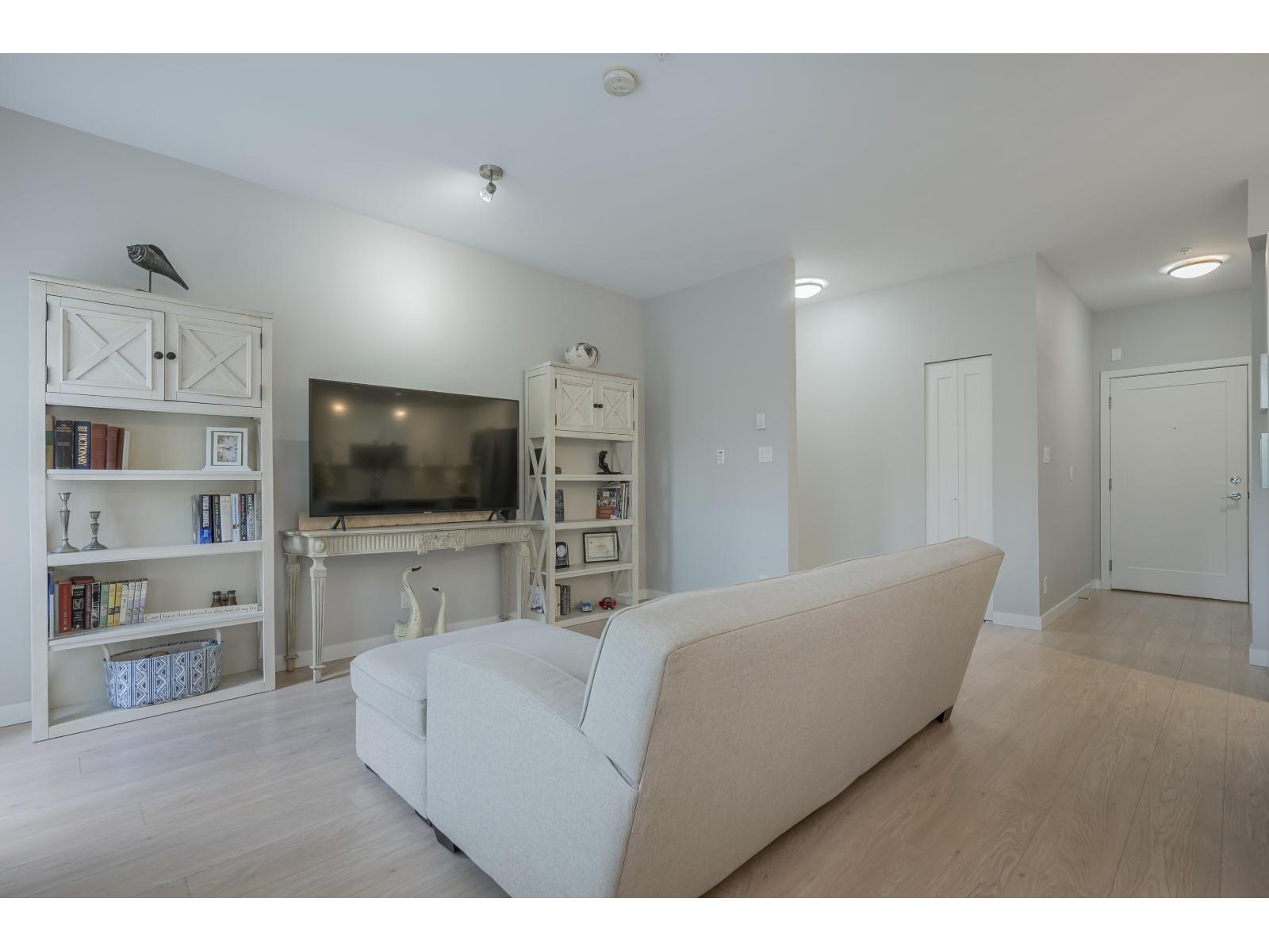 D109 20211 66 AVENUE, Langley