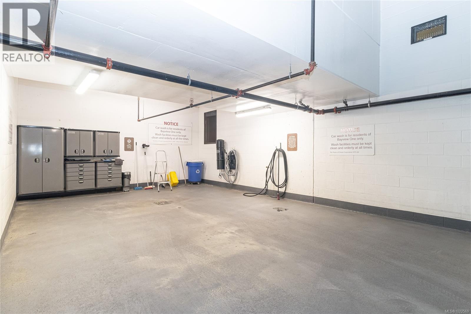 105 100 Saghalie Rd, Victoria