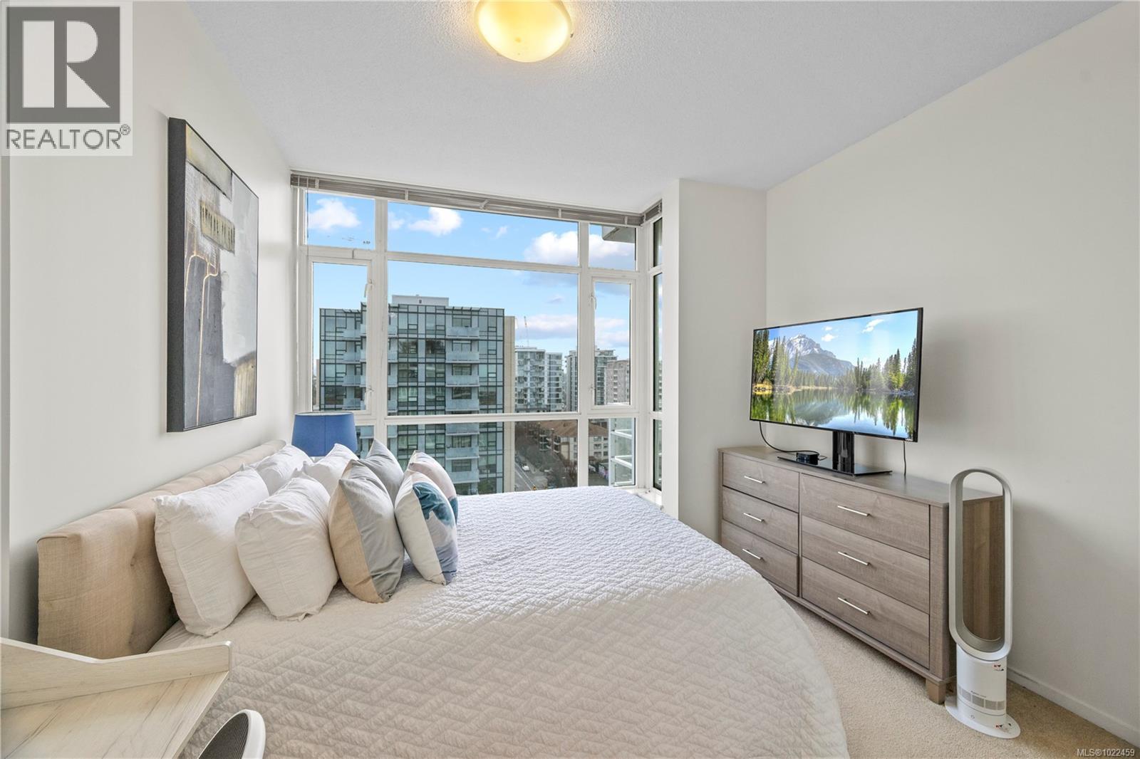 1401 834 Johnson St, Victoria