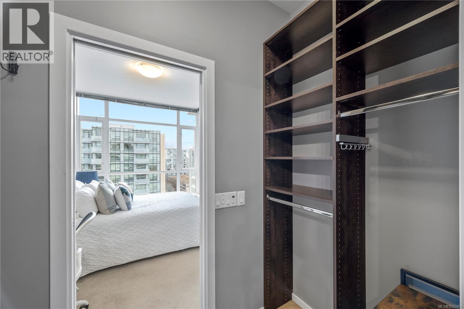 1401 834 Johnson St, Victoria