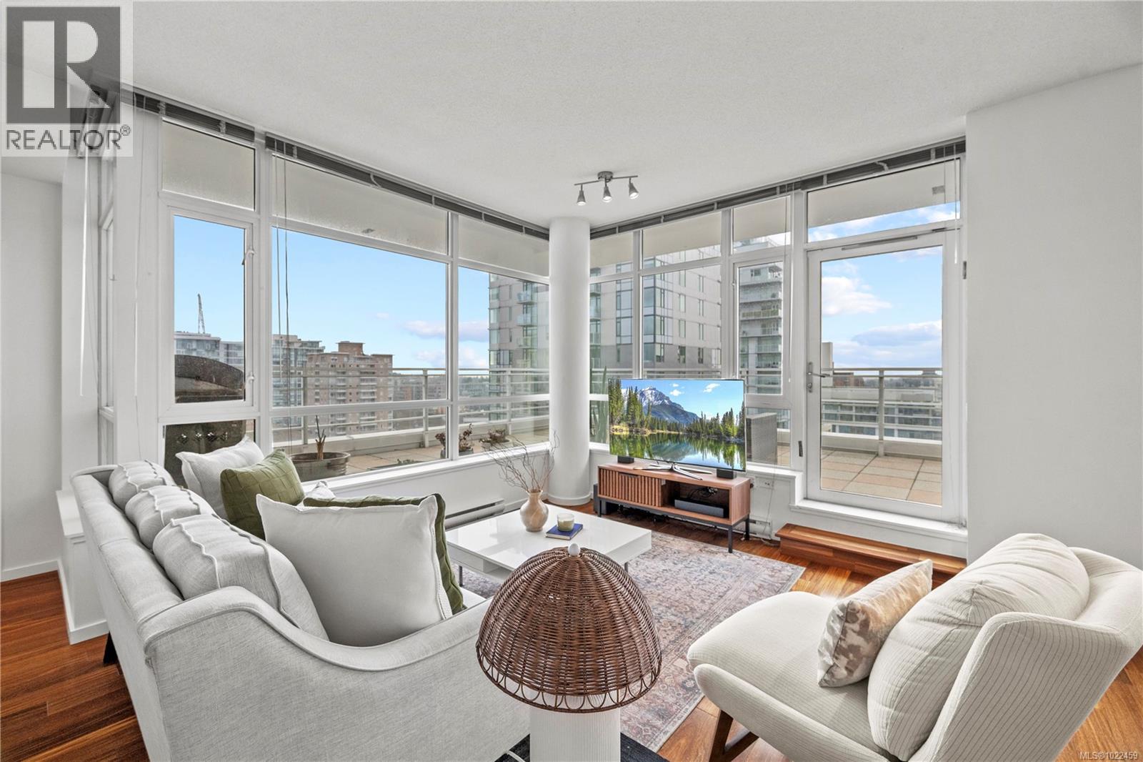 1401 834 Johnson St, Victoria