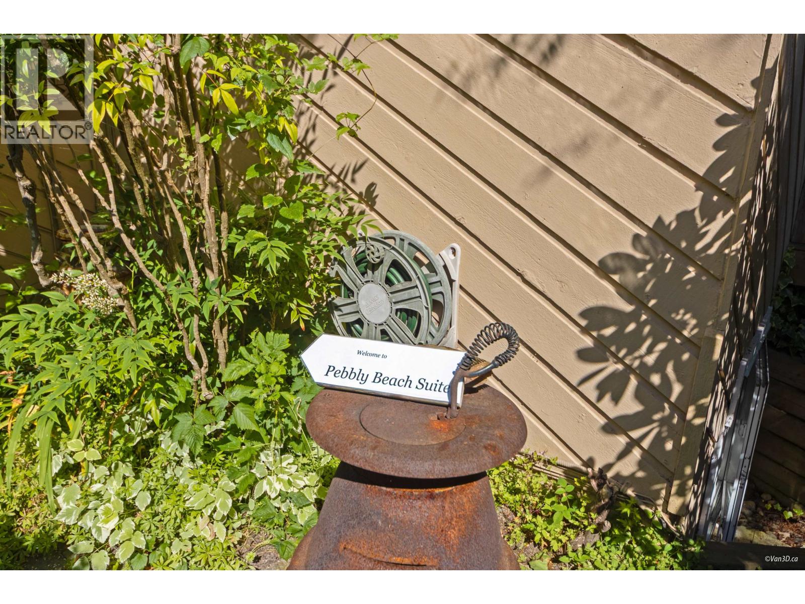 1115 LENORA ROAD, Bowen Island