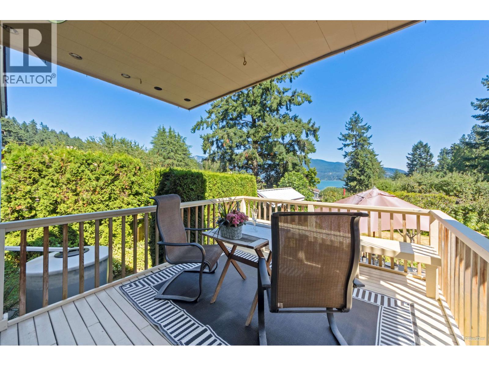 1115 LENORA ROAD, Bowen Island