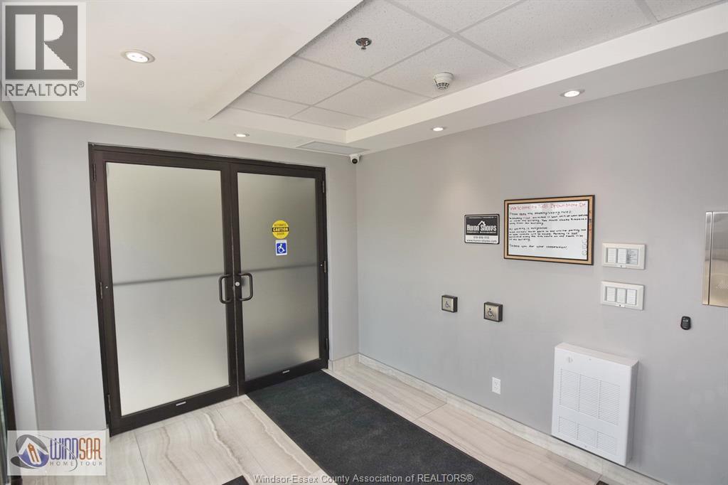 728 BROWNSTONE DRIVE Unit# 305 - Photo 4 of 50, Lakeshore, Ontario