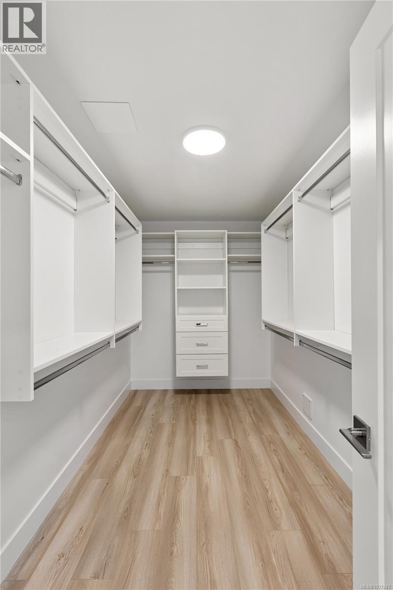 776 Plover Crt, Langford