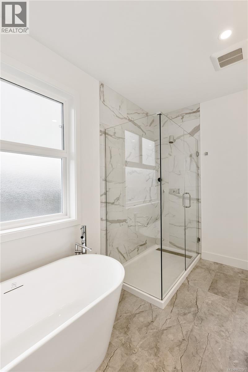 776 Plover Crt, Langford