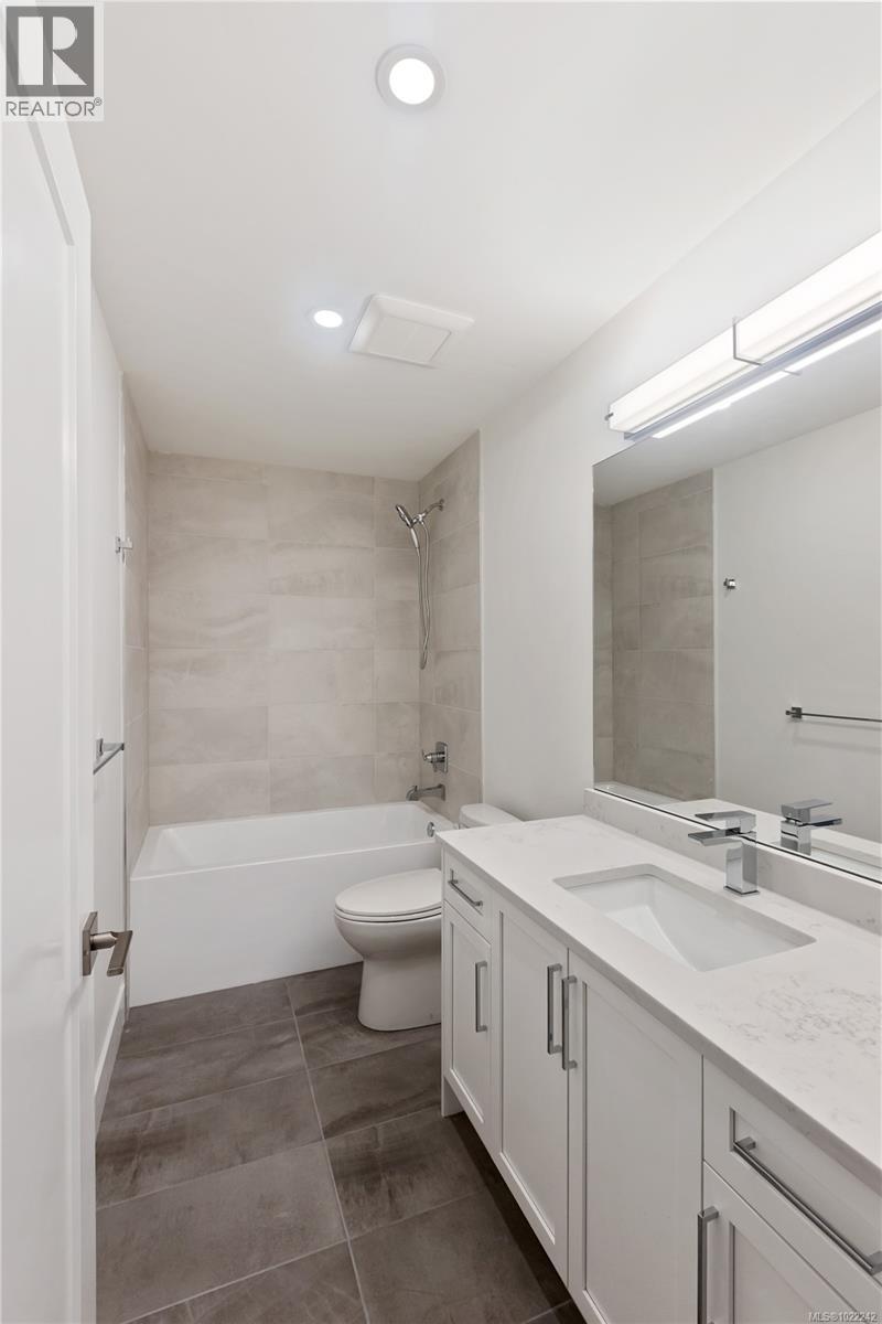 776 Plover Crt, Langford