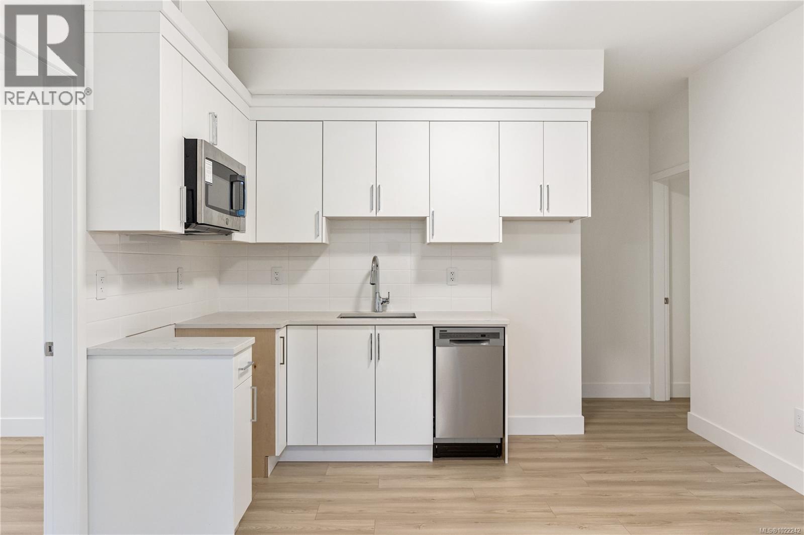 776 Plover Crt, Langford