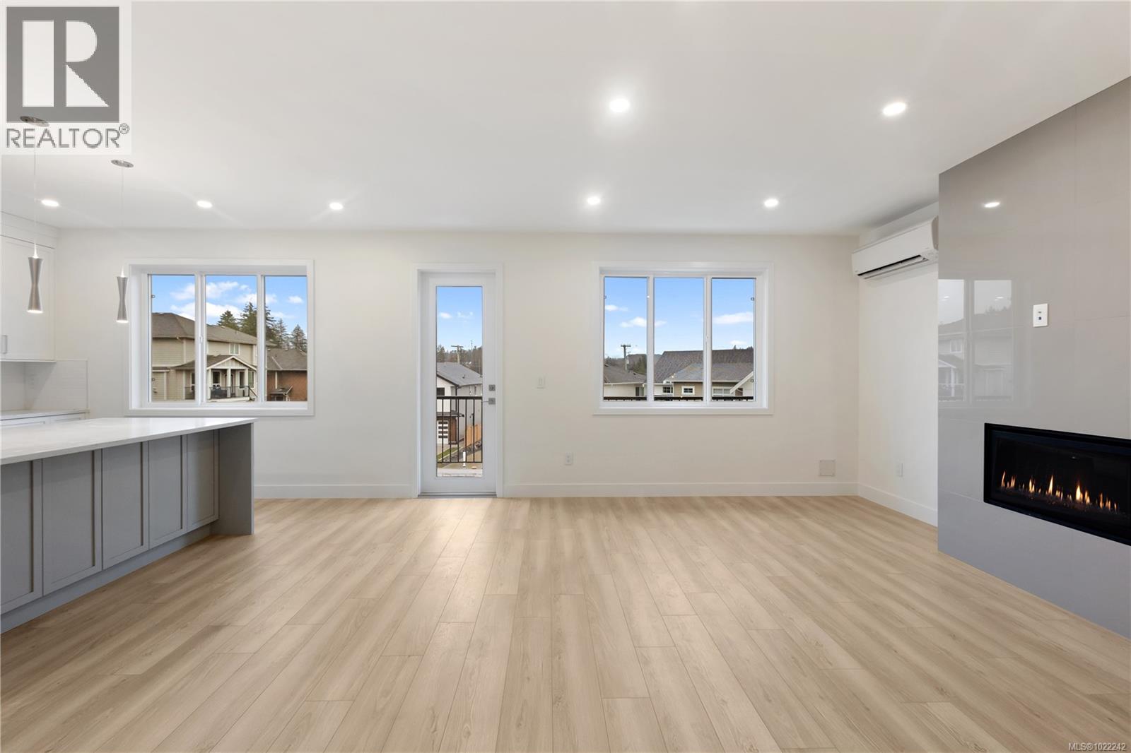 776 Plover Crt - 4