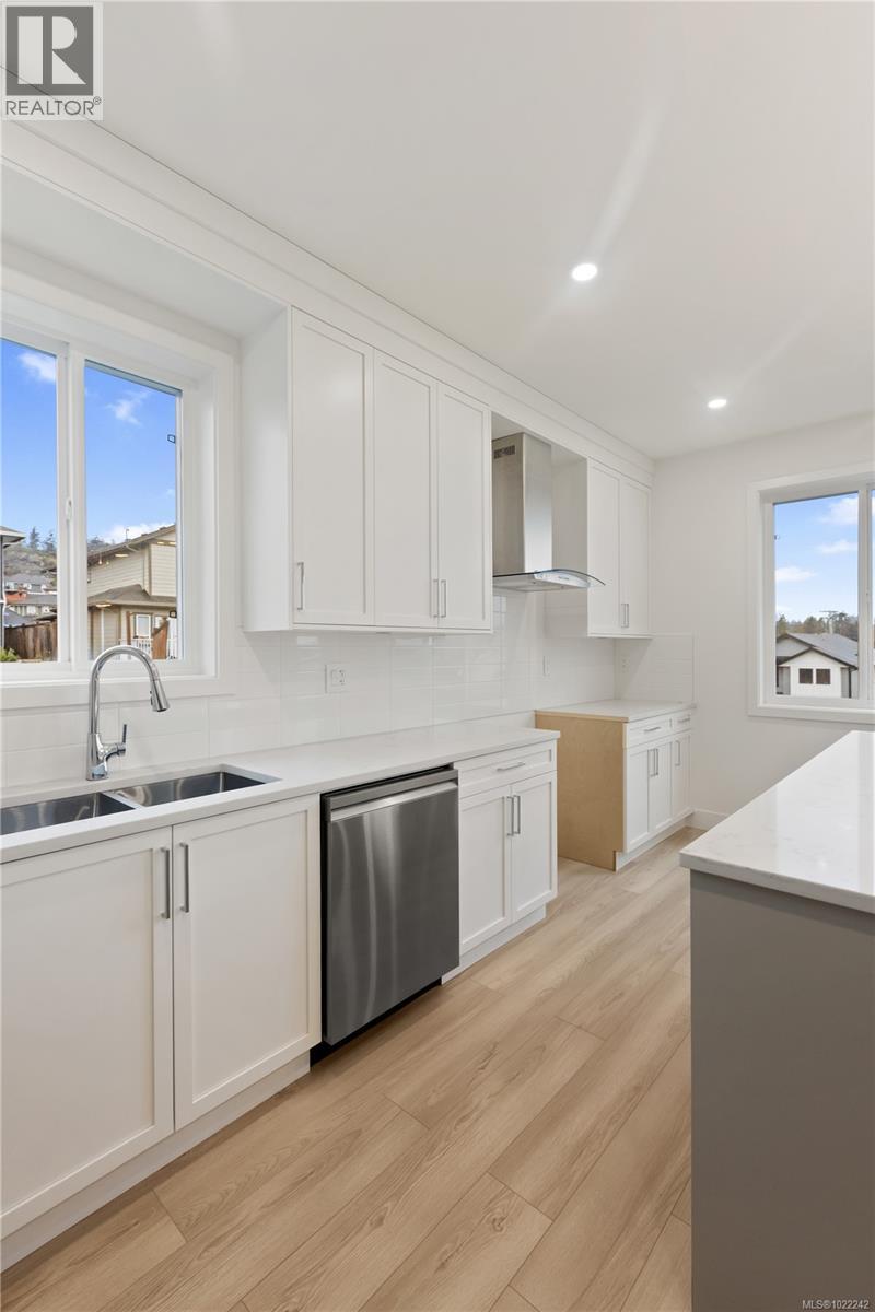 776 Plover Crt, Langford