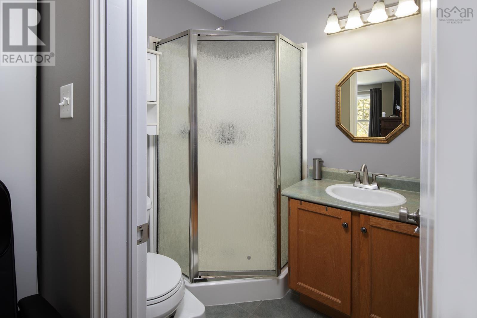 Property 24 of 37 of 3836 Memorial Drive