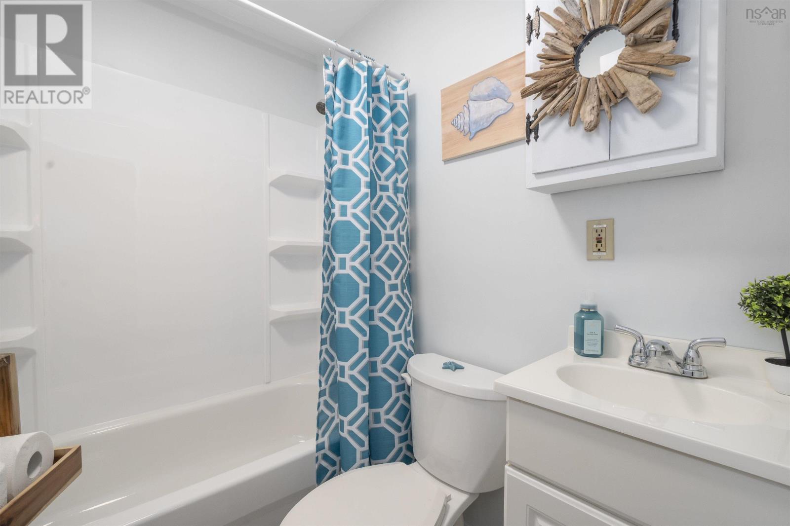 Property 8 of 20 of 40 Spruce Drive