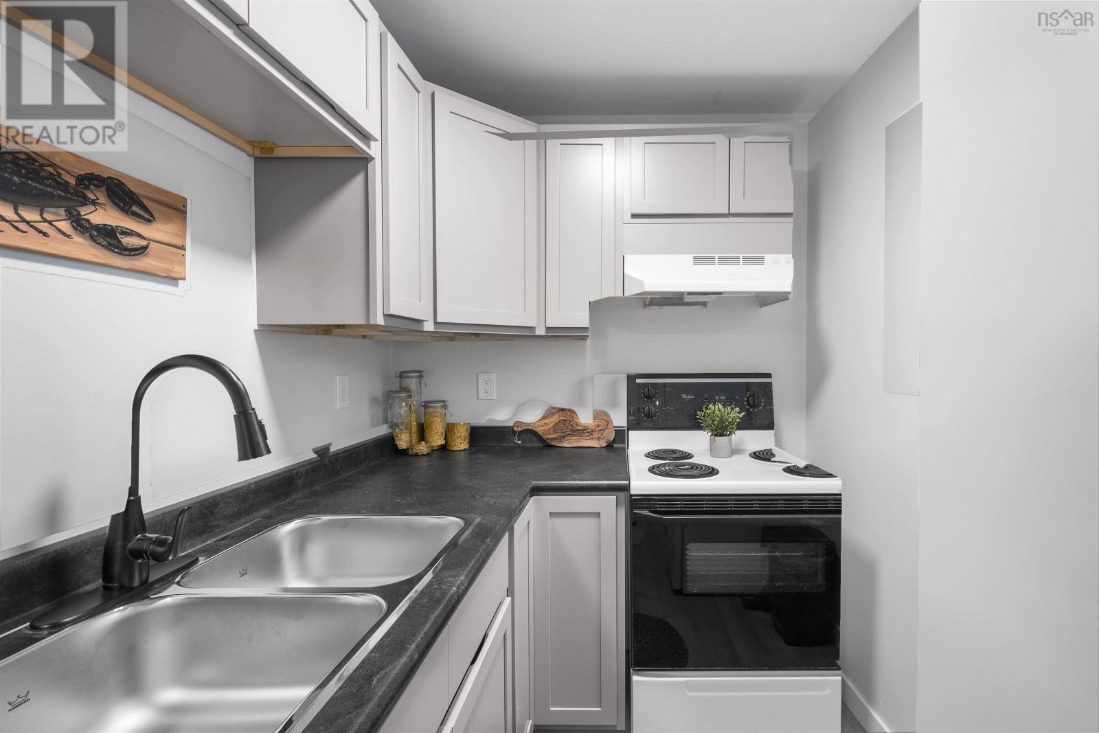 Property 4 of 20 of 40 Spruce Drive