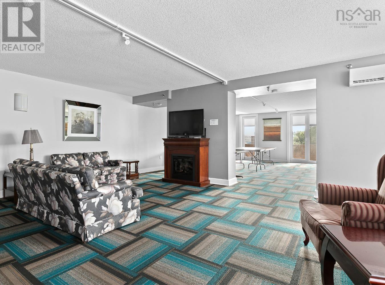 Property 31 of 35 of 612 45 Vimy Avenue