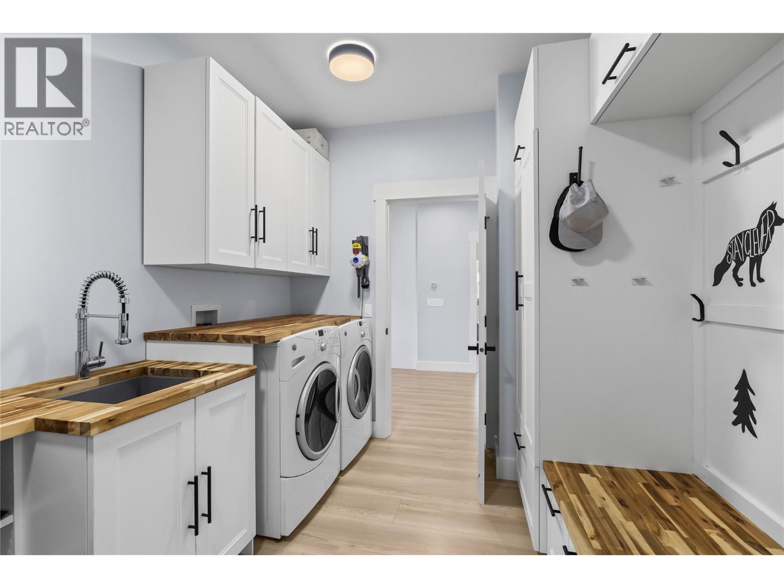  408 Quilchena Crescent, Kelowna