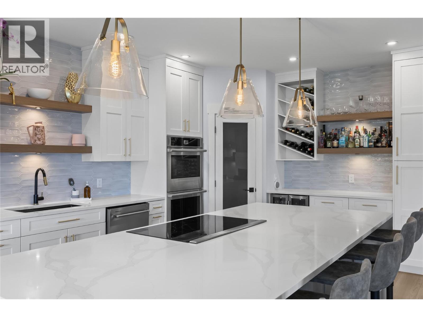  408 Quilchena Crescent, Kelowna