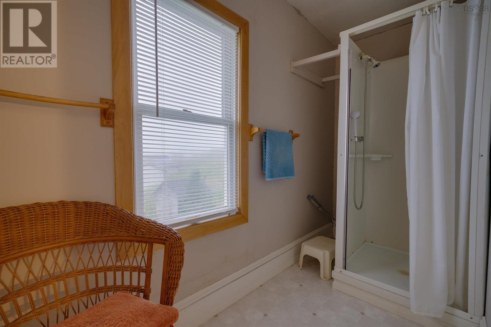 Property 18 of 42 of 3144 Highway 217