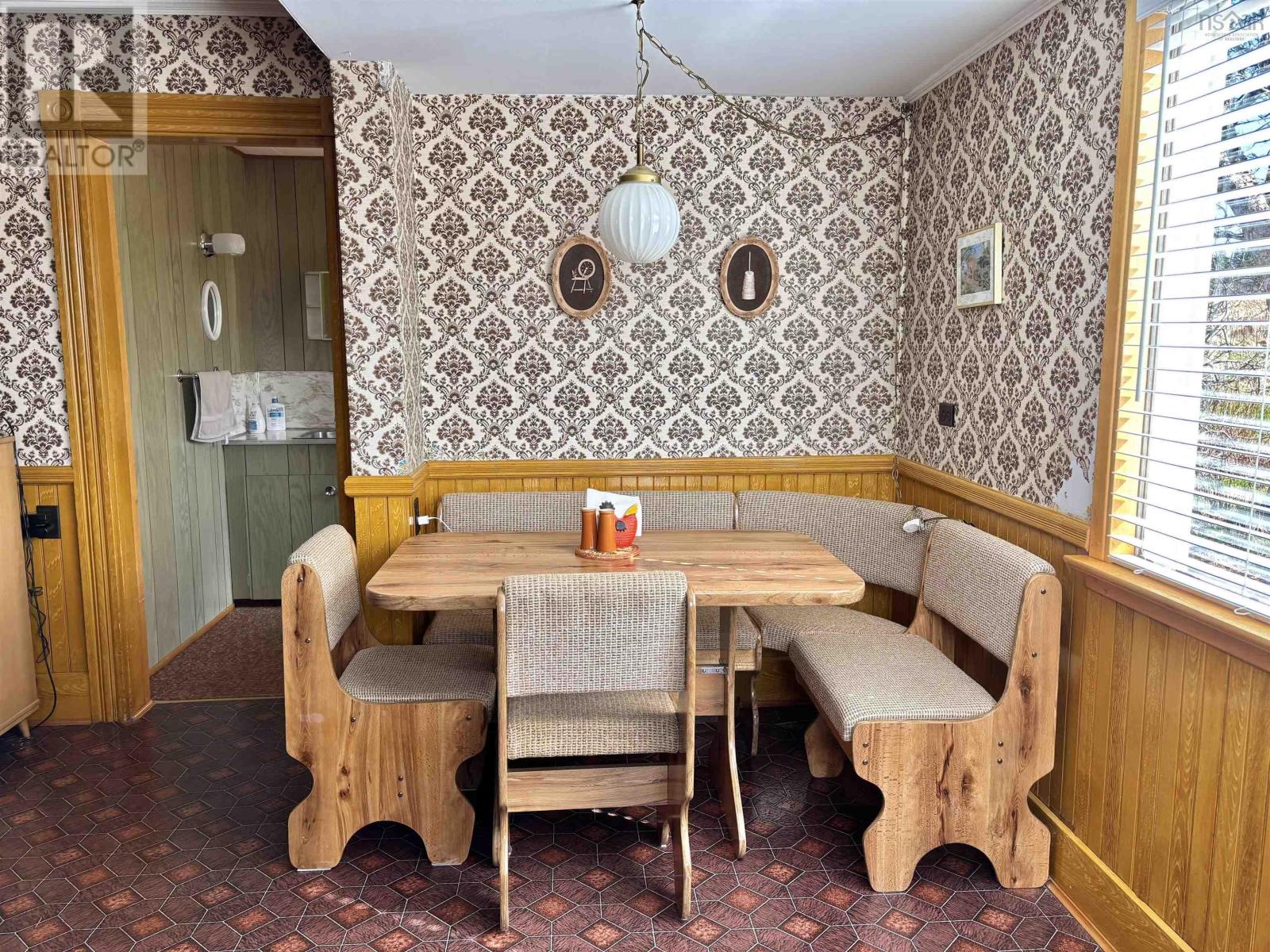 Property 34 of 42 of 3144 Highway 217