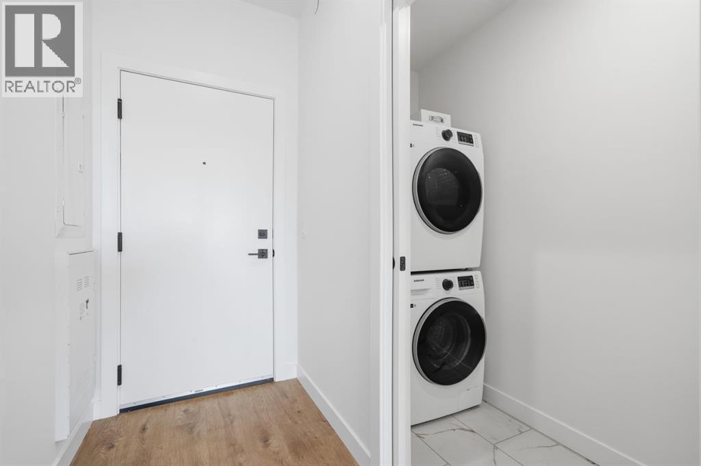 Single Family House for Sale in   A Street NW West Hillhurst Calgary 