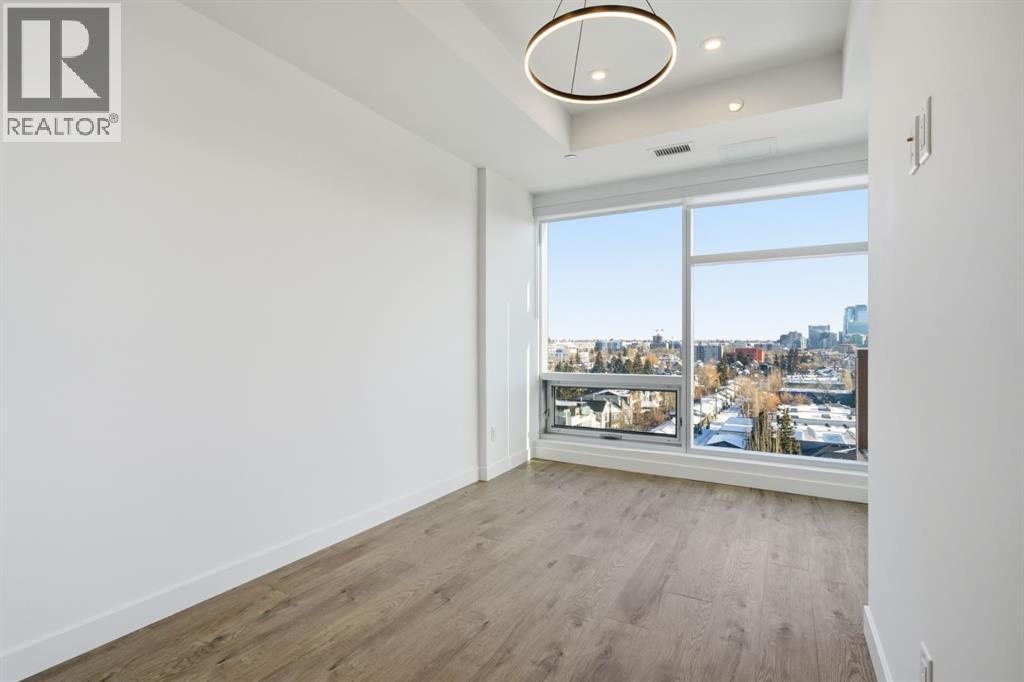 Single Family House for Sale in   A Street NW West Hillhurst Calgary 