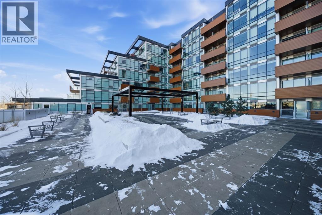 Single Family House for Sale in   A Street NW West Hillhurst Calgary 