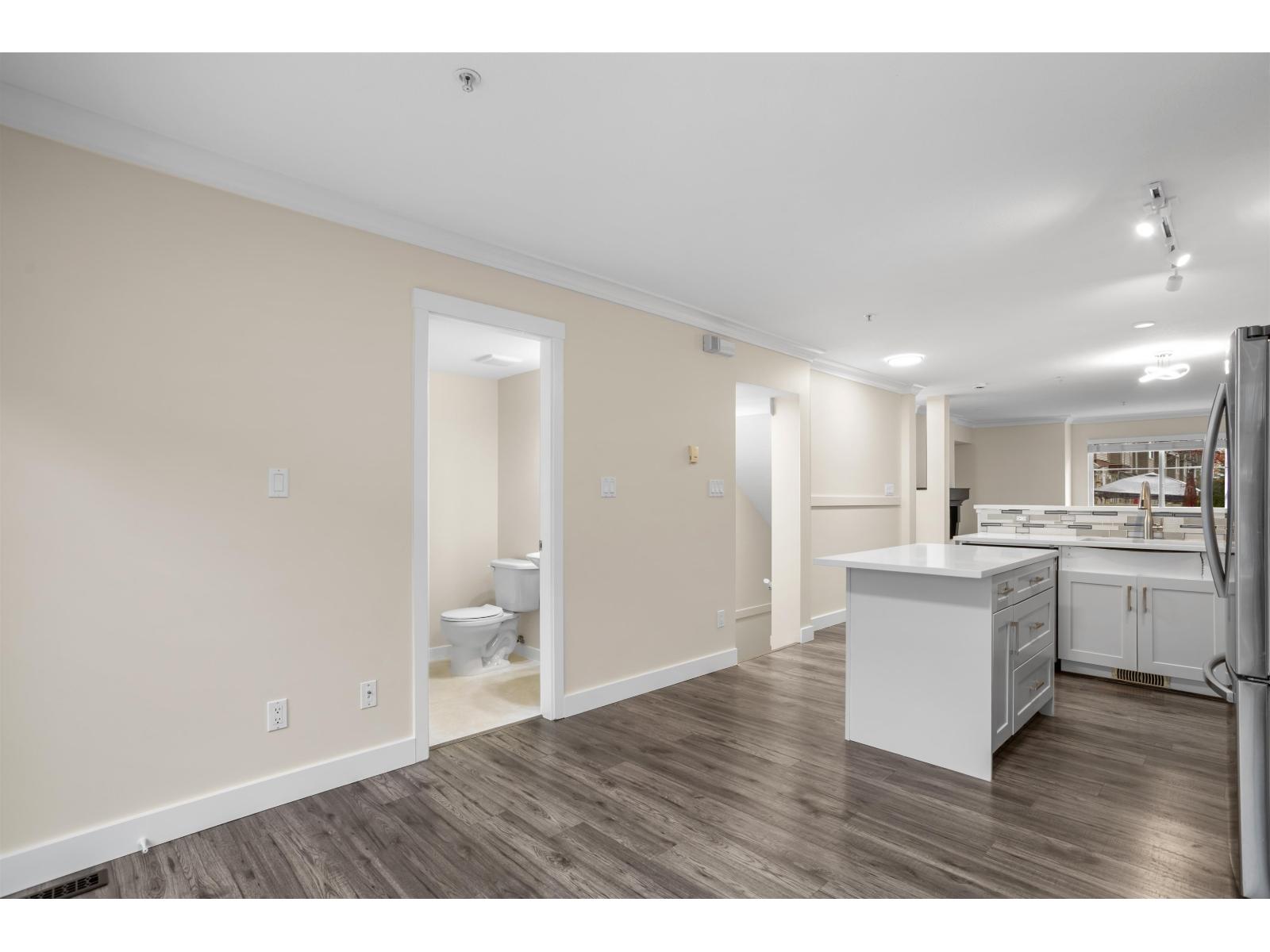 67 6651 203 STREET, Langley