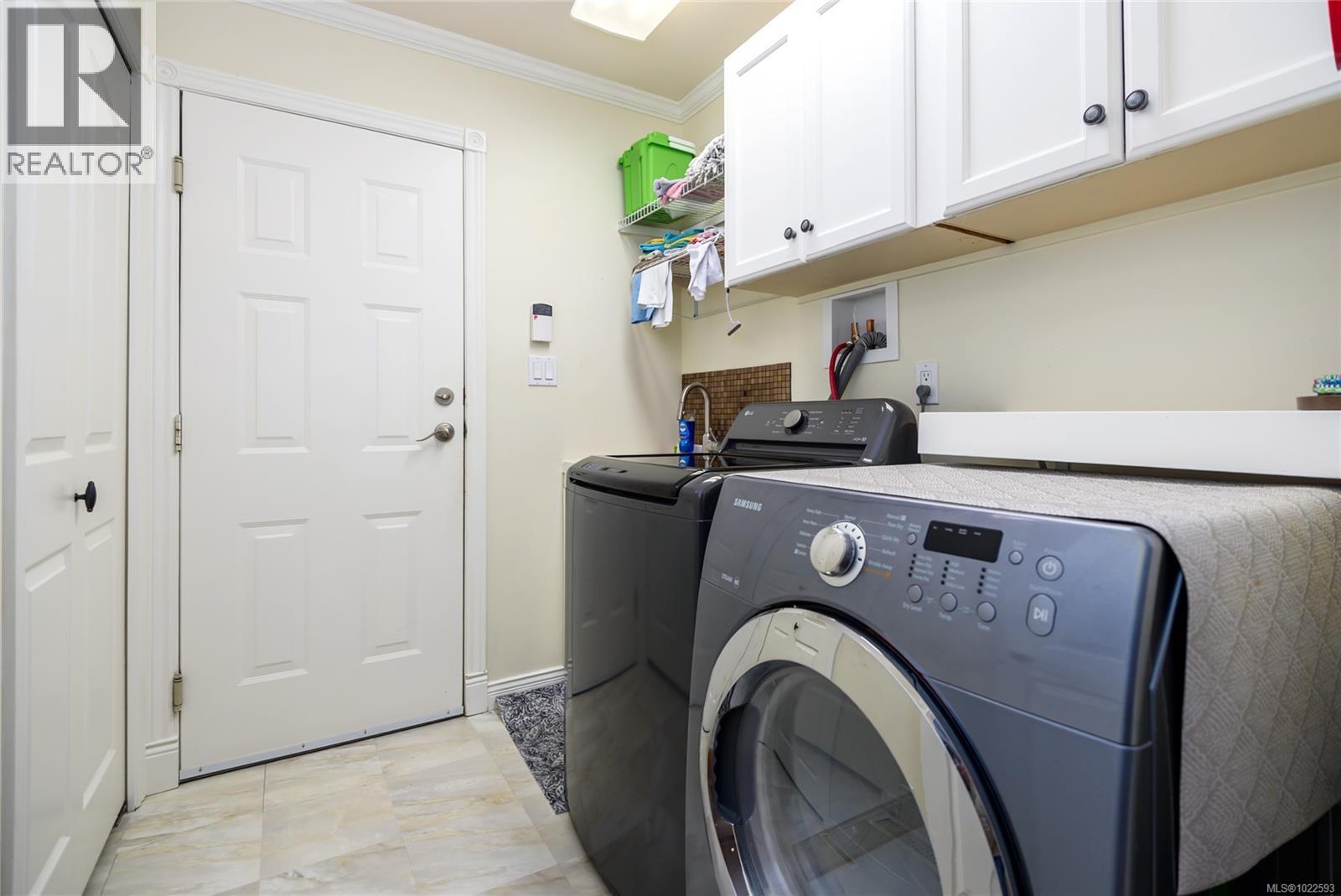 1639 MALLARD DR - 24