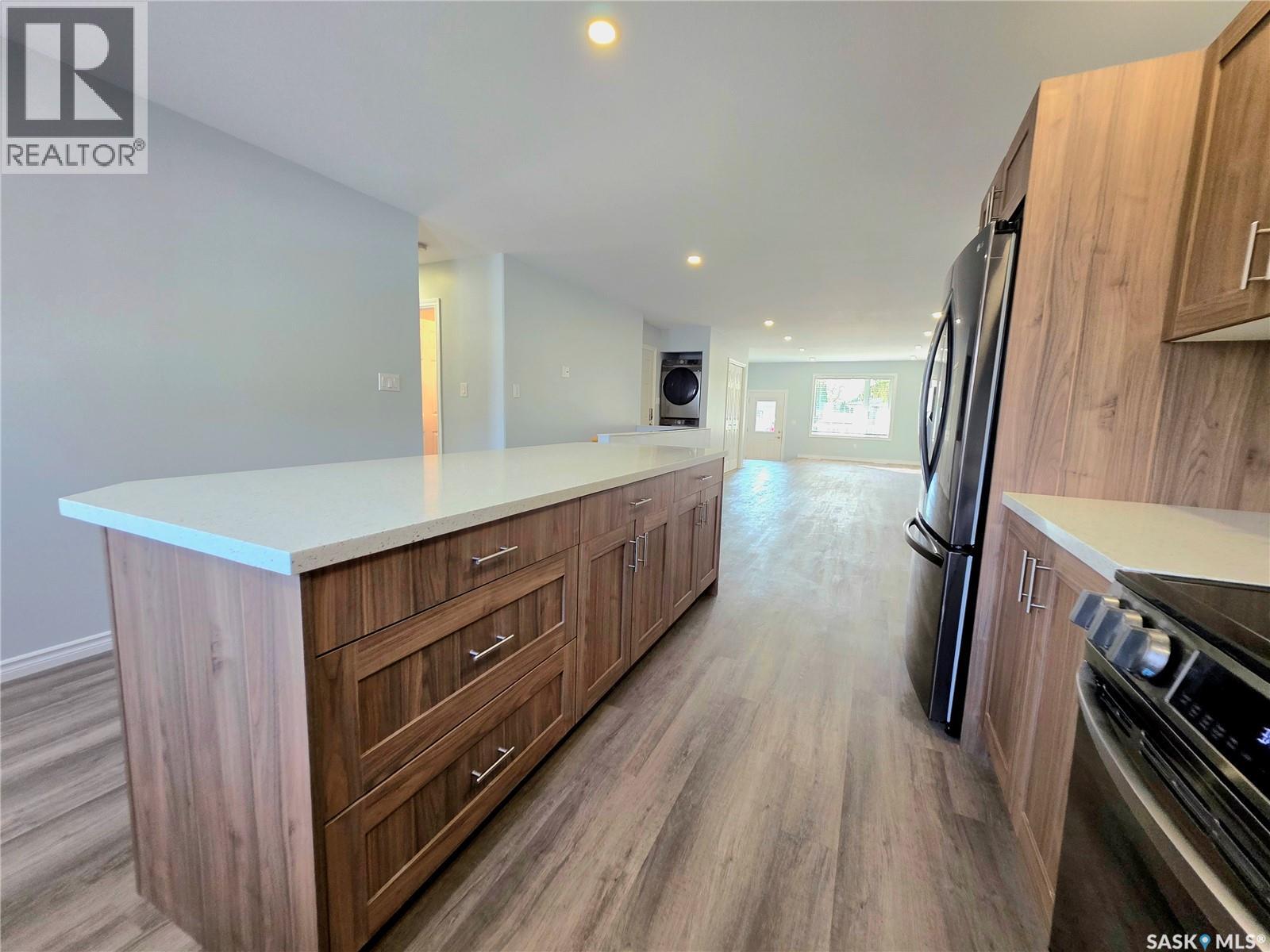 720 O AVENUE S - Photo 5 of 48, Saskatoon, Saskatchewan