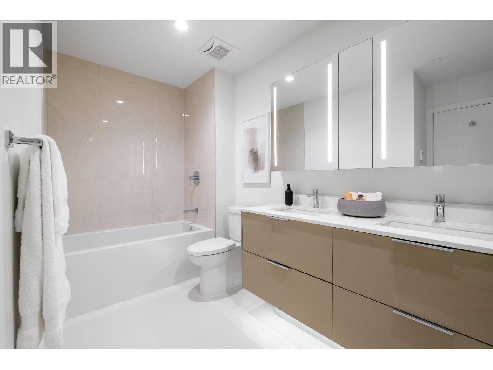 2602 1401 HUNTER STREET, North Vancouver