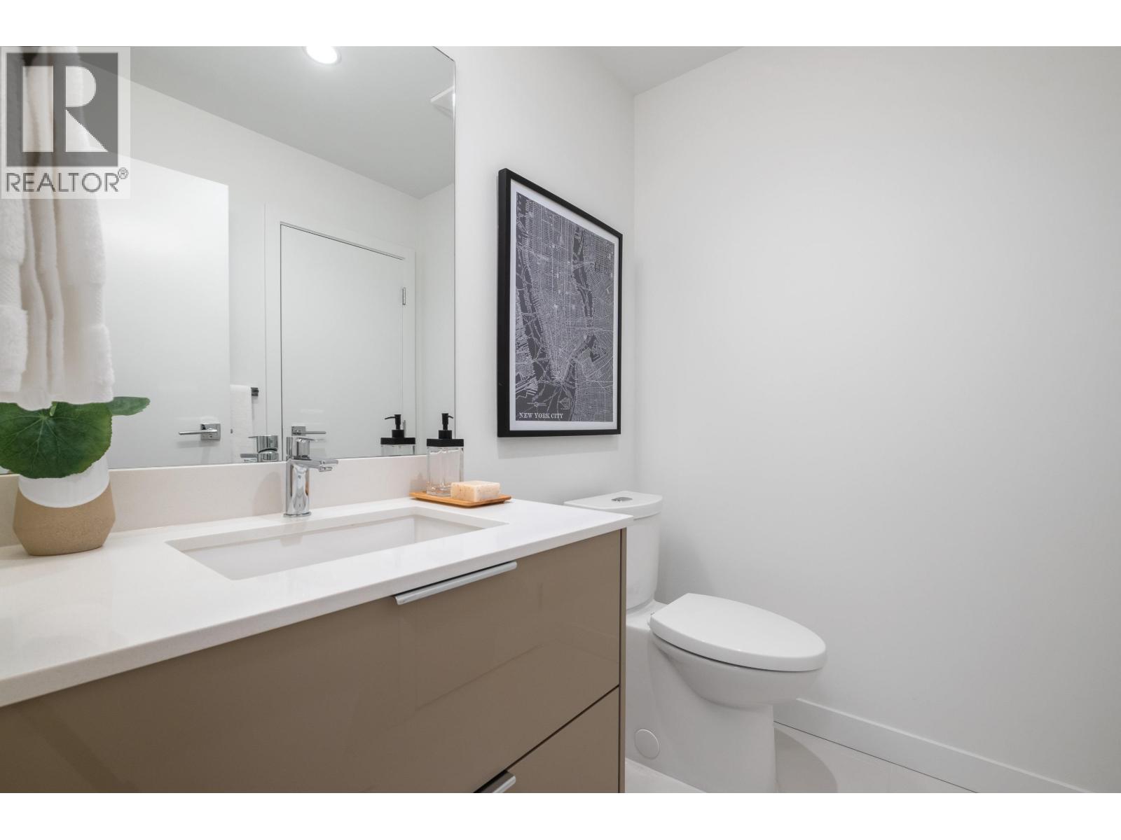 2602 1401 HUNTER STREET, North Vancouver