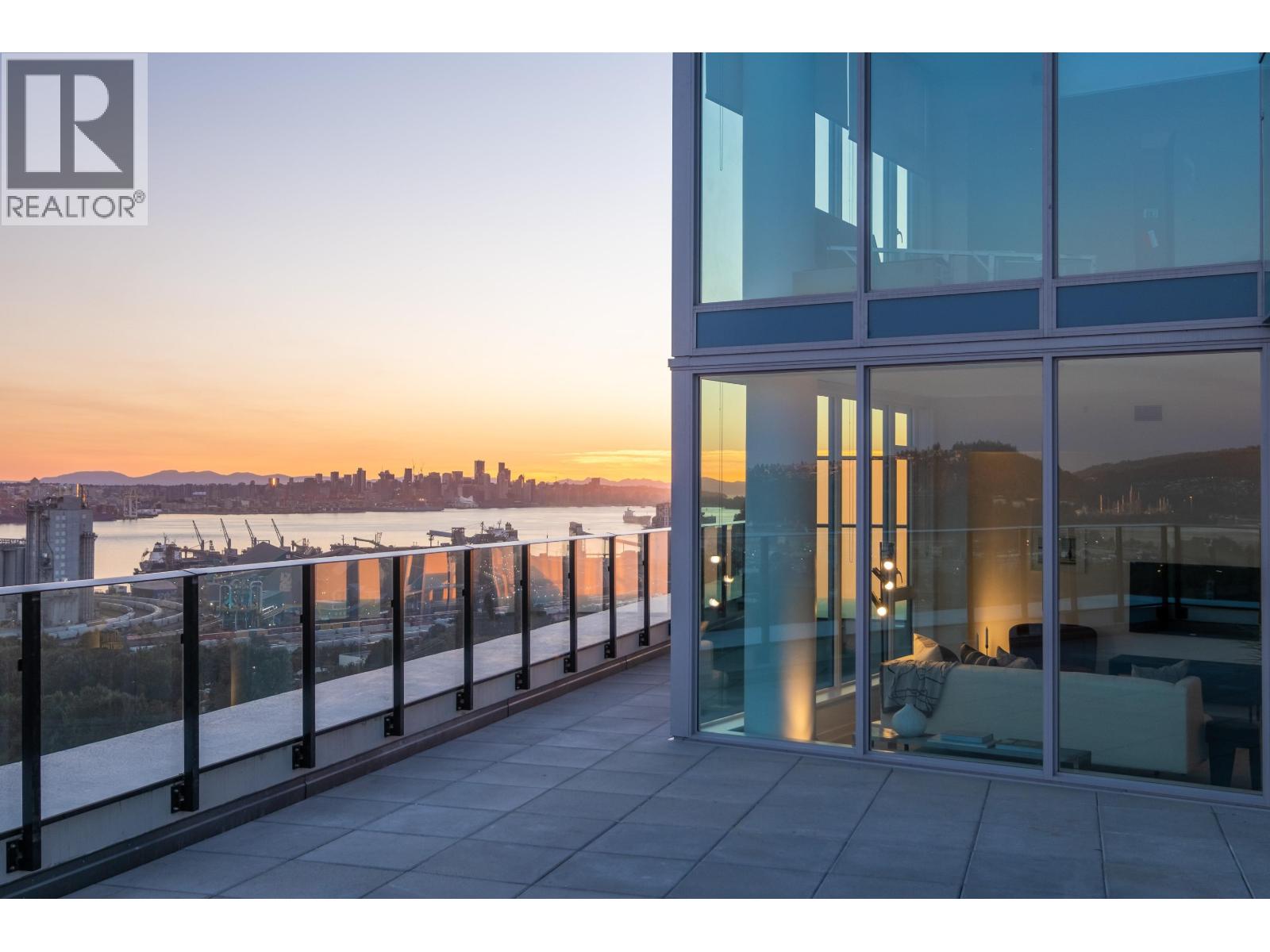 2602 1401 HUNTER STREET, North Vancouver